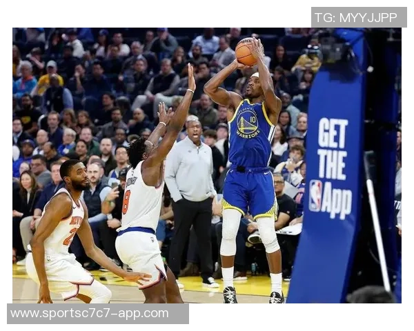 莫布里表现出色却难救主15投8中斩获21分11篮板5助攻三分球精准罚球失准